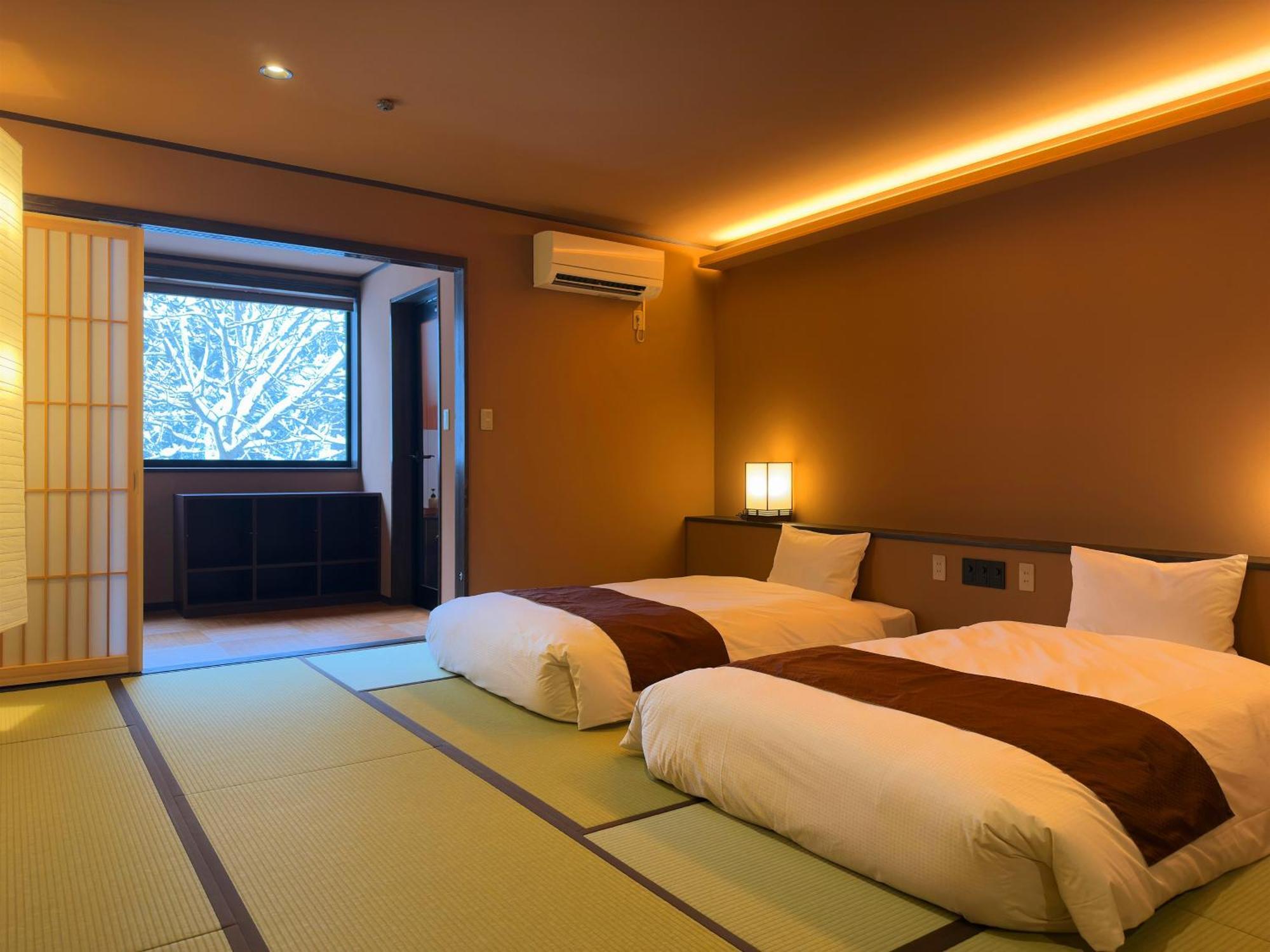 Honke Bankyu Hotel Nikko Exterior photo