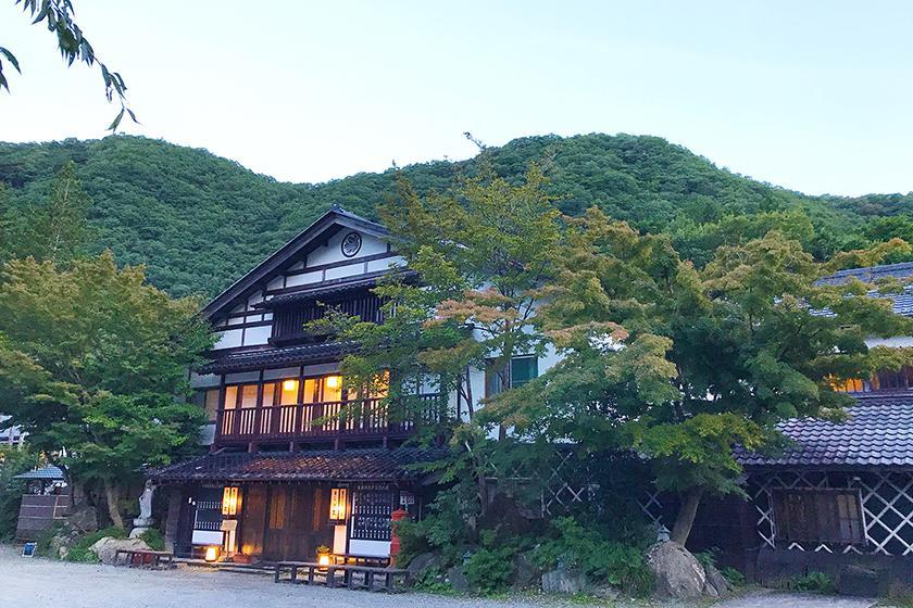 Honke Bankyu Hotel Nikko Exterior photo